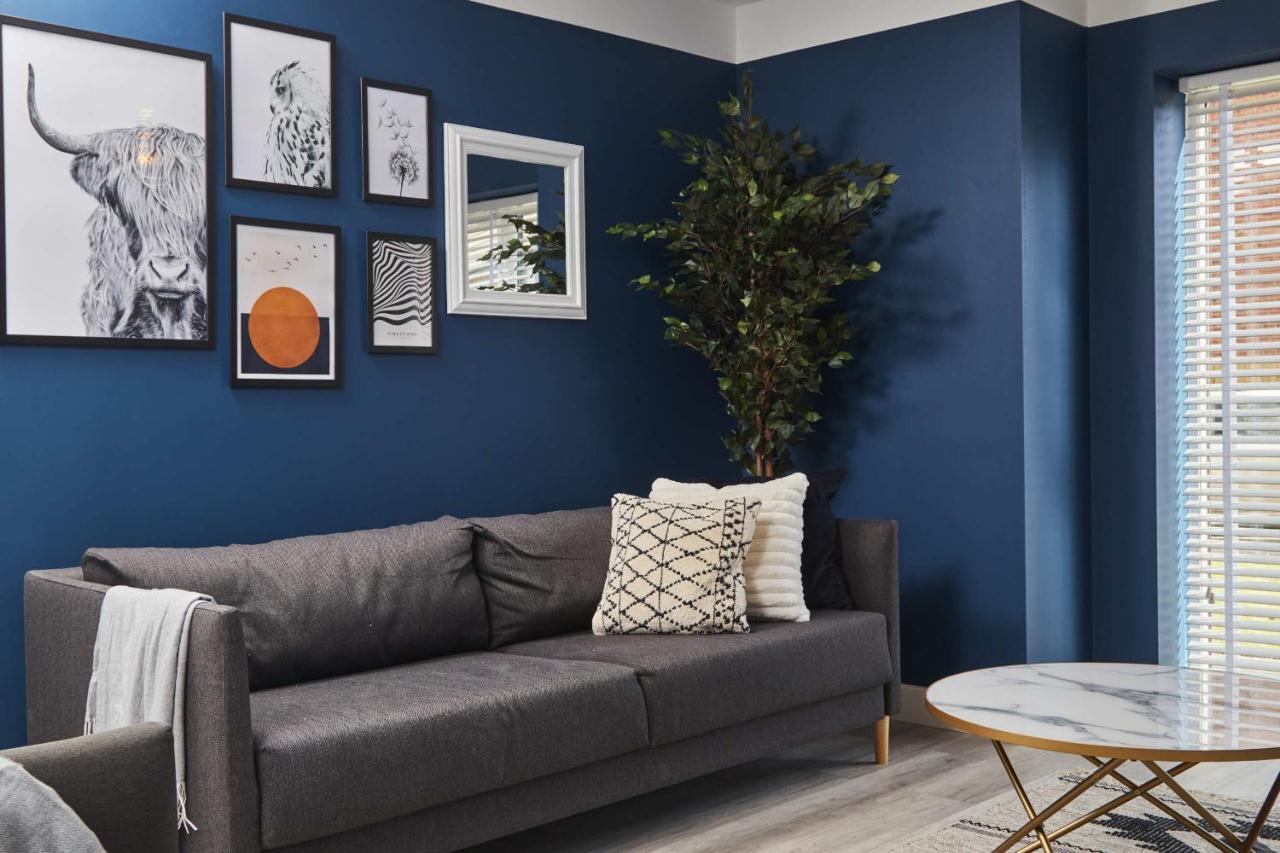 Homebird - The Willows Leeds (West Yorkshire)